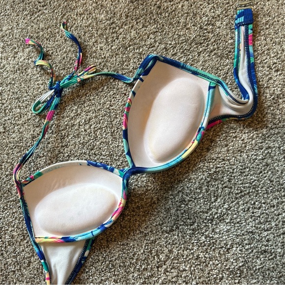 Vibrant 80s Floral Halter Bikini Top pushup - Picture 5 of 5